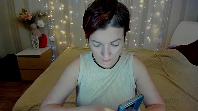 Katherine Fox online show from March 2025 08:17:01 AM