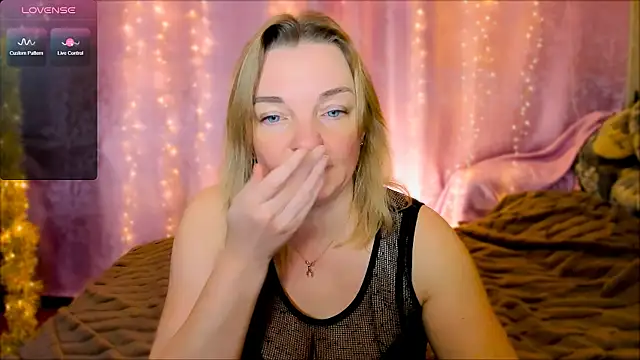 Regina  blue online show from January 2025 06:56:02 PM