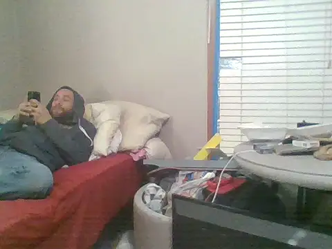 SmokingSloth online show from December 2025 04:44:01 PM