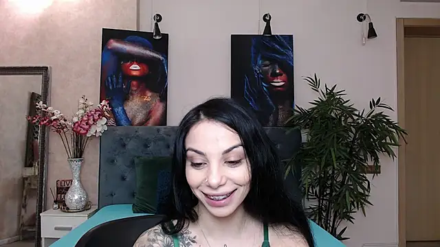 MissJuliax online show from February 2025 06:51:02 AM