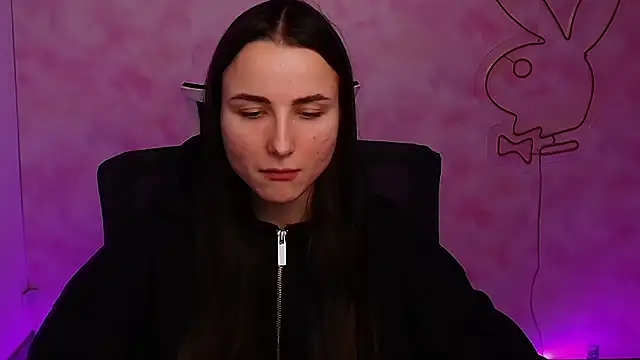 Snapshot of Eva_Janee chatting on December 2024 07:04:01 AM Eva Janee online show from December 2024 07:04:01 AM