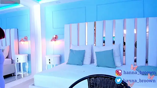 Snapshot of hannaa_brown chatting on December 2024 05:04:02 PM hannaa brown online show from December 2024 05:04:02 PM