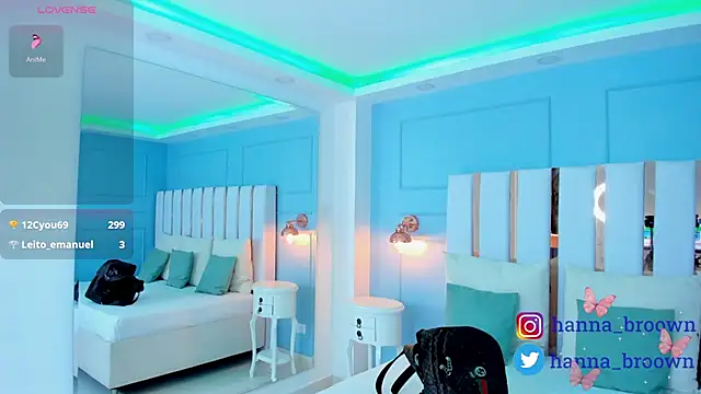 Snapshot of hannaa_brown chatting on January 2025 08:43:01 PM hannaa brown online show from January 2025 08:43:01 PM