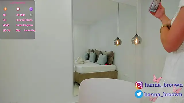 Snapshot of hannaa_brown chatting on September 2025 05:27:01 PM hannaa brown online show from September 2025 05:27:01 PM