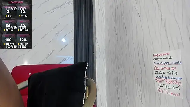 Snapshot of Jack_Muscles69_ chatting on January 2025 12:39:01 PM Jack Muscles69  online show from January 2025 12:39:01 PM