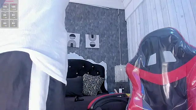 Snapshot of Jack_Muscles69_ chatting on January 2025 12:18:01 PM Jack Muscles69  online show from January 2025 12:18:01 PM