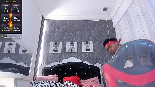 Snapshot of Jack_Muscles69_ chatting on February 2025 06:24:02 PM Jack Muscles69  online show from February 2025 06:24:02 PM