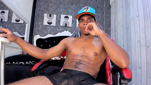 Snapshot of Jack_Muscles69_ chatting on February 2025 01:11:02 AM Jack Muscles69  online show from February 2025 01:11:02 AM