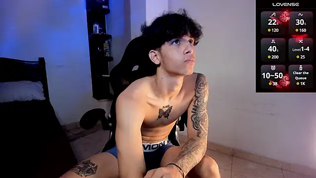 Snapshot of Snakebutterfly chatting on March 2025 11:37:02 AM Snakebutterfly online show from March 2025 11:37:02 AM