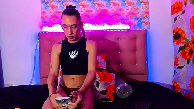 khandyzBlum online show from March 2025 06:37:02 PM