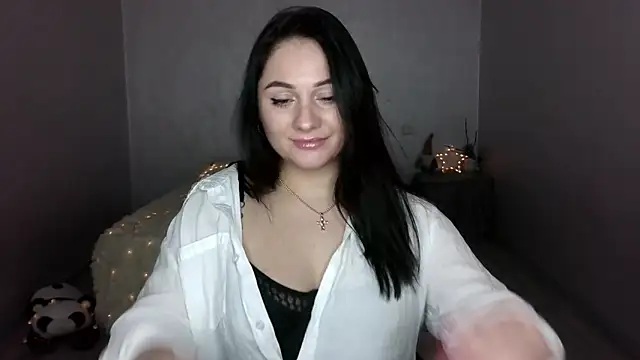 Emelyblum online show from March 2025 07:43:02 AM