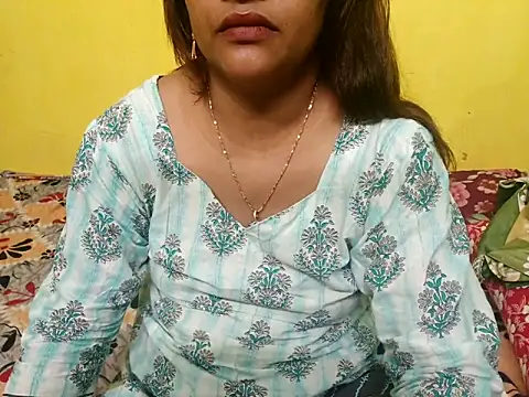 Snapshot of Sexyranibhabhi chatting on October 2025 03:23:02 PM Sexyranibhabhi online show from October 2025 03:23:02 PM