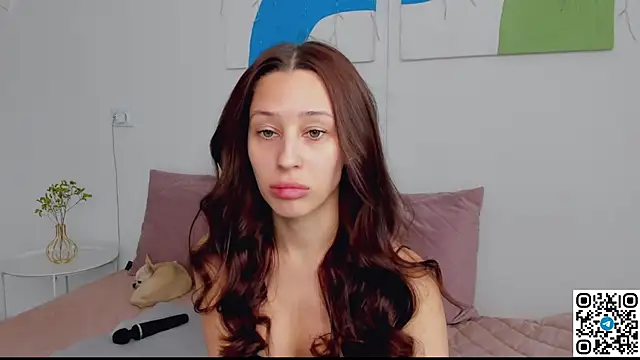 Snapshot of SelenaRousey chatting on April 2026 08:53:02 AM SelenaRousey online show from April 2026 08:53:02 AM