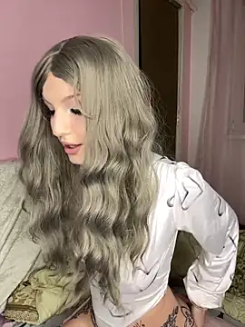 Snapshot of MoonAgnes chatting on December 2024 06:29:01 PM MoonAgnes online show from December 2024 06:29:01 PM