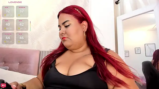 Snapshot of Kimmie_kaboom_x chatting on November 2025 07:15:01 PM Kimmie kaboom x online show from November 2025 07:15:01 PM