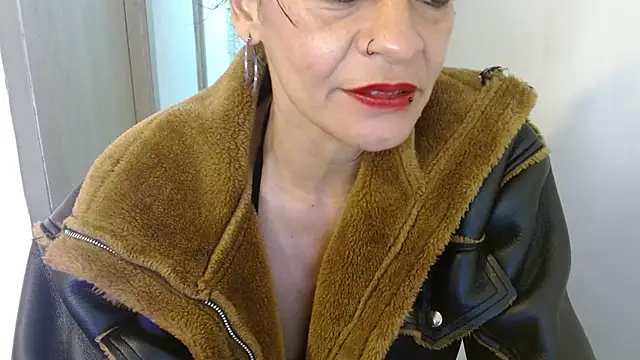 Snapshot of AlexandraJones_ chatting on February 2025 08:06:02 AM AlexandraJones online show from February 2025 08:06:02 AM