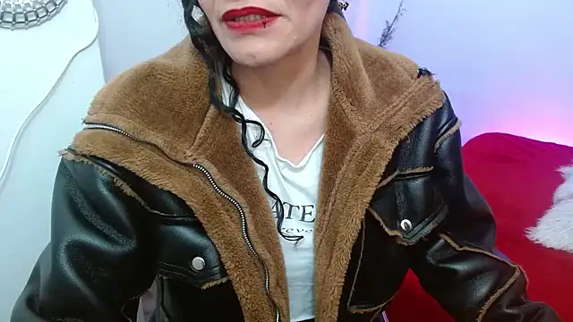 Snapshot of AlexandraJones_ chatting on February 2025 04:36:02 AM AlexandraJones online show from February 2025 04:36:02 AM
