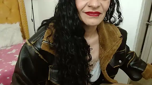 Snapshot of AlexandraJones_ chatting on February 2025 07:09:02 AM AlexandraJones online show from February 2025 07:09:02 AM