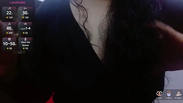 Snapshot of AlexandraJones_ chatting on October 2025 01:58:01 AM AlexandraJones online show from October 2025 01:58:01 AM