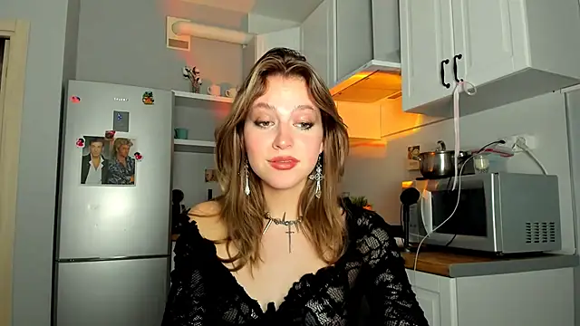 Niky  Jess online show from February 2025 10:55:02 AM