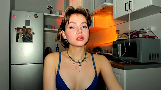 Niky  Jess online show from March 2025 03:16:02 PM