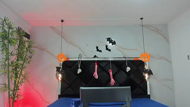 AngelaaCute  online show from October 2025 12:07:02 PM