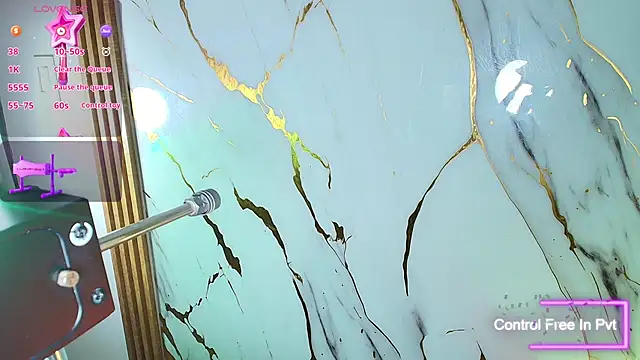 Snapshot of Lizz_Tender chatting on September 2025 12:49:02 PM Lizz Tender online show from September 2025 12:49:02 PM