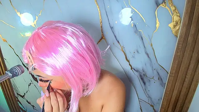 Snapshot of Lizz_Tender chatting on October 2025 12:45:02 PM Lizz Tender online show from October 2025 12:45:02 PM