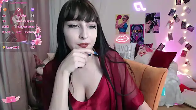 Snapshot of ElsaNeal chatting on January 2025 06:14:01 PM ElsaNeal online show from January 2025 06:14:01 PM