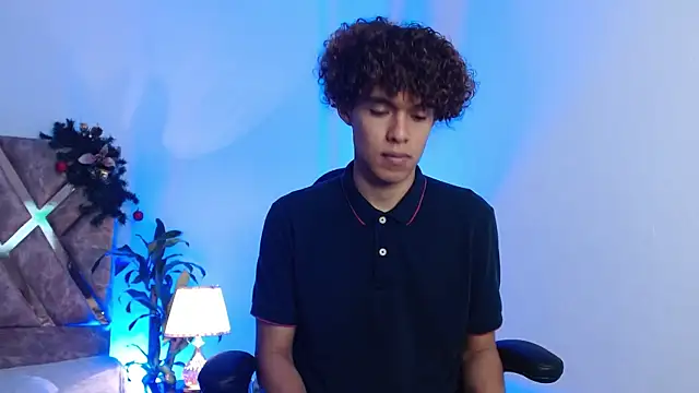 nickolas moon online show from December 2024 02:42:02 PM