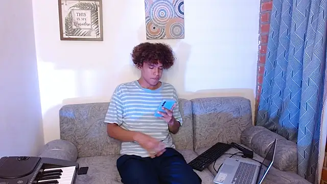 nickolas moon online show from January 2025 03:34:02 AM