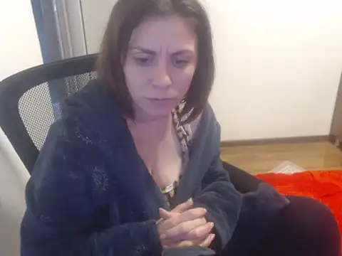Snapshot of SweetAdela92 chatting on February 2026 07:51:01 PM SweetAdela92 online show from February 2026 07:51:01 PM