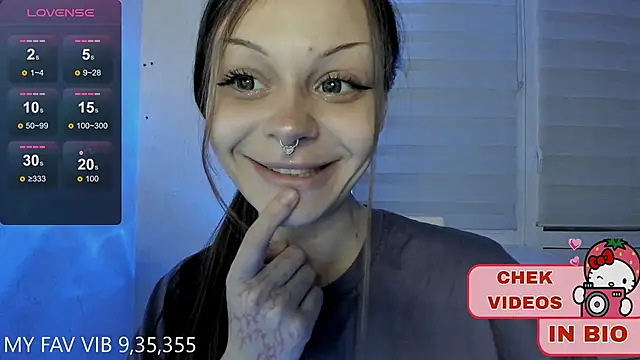 Snapshot of shy_melony chatting on September 2025 04:01:02 PM shy melony online show from September 2025 04:01:02 PM