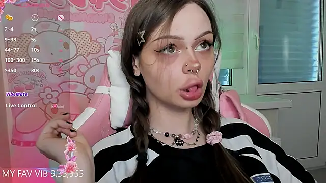 Snapshot of shy_melony chatting on March 2026 12:55:01 PM shy melony online show from March 2026 12:55:01 PM