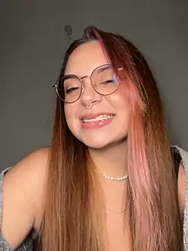 Snapshot of NatyOlson chatting on September 2025 06:46:01 AM NatyOlson online show from September 2025 06:46:01 AM