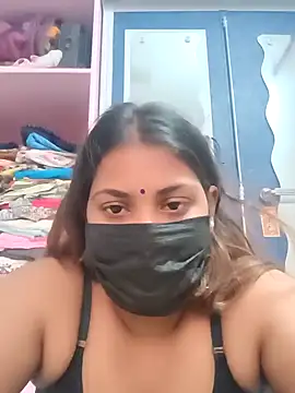 Hotmilfxox online show from December 2024 12:19:01 PM