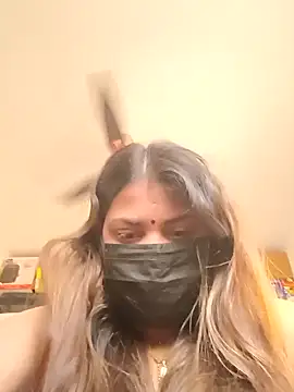 Hotmilfxox online show from January 2025 02:41:01 AM