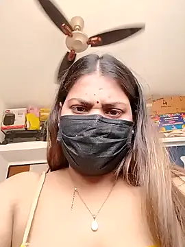 Hotmilfxox online show from January 2025 08:10:02 AM