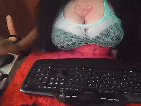 Snapshot of JulieJoe_ chatting on November 2025 05:30:02 AM JulieJoe online show from November 2025 05:30:02 AM