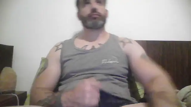Snapshot of ozzypsico13 chatting on October 2025 02:19:02 AM ozzypsico13 online show from October 2025 02:19:02 AM