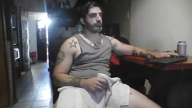 Snapshot of ozzypsico13 chatting on April 2026 01:38:01 PM ozzypsico13 online show from April 2026 01:38:01 PM