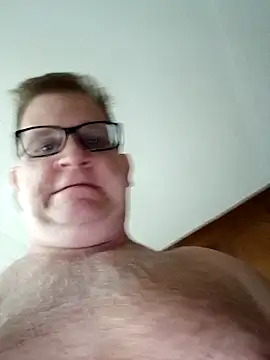 Snapshot of J83560Jason chatting on April 2026 12:34:01 AM J83560Jason online show from April 2026 12:34:01 AM