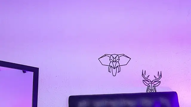 Skinny hottie18 online show from February 2025 04:25:01 PM