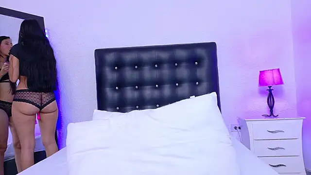 Skinny hottie18 online show from October 2025 03:34:04 PM