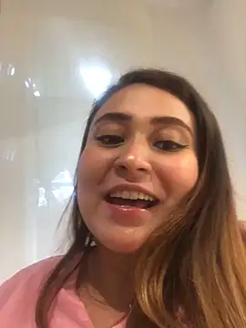 dulce santamaria online show from December 2024 09:48:01 PM