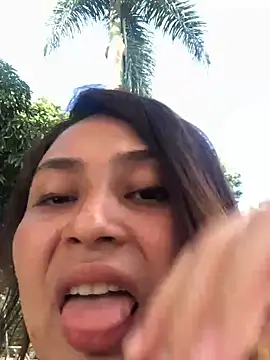 dulce santamaria online show from December 2024 05:31:01 PM