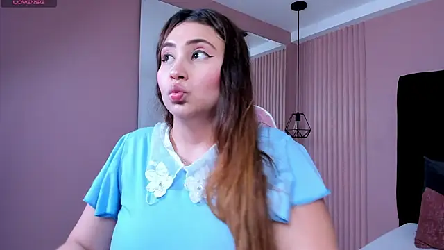 dulce santamaria online show from January 2025 10:30:02 PM