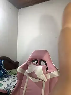 dulce santamaria online show from March 2025 01:19:01 AM