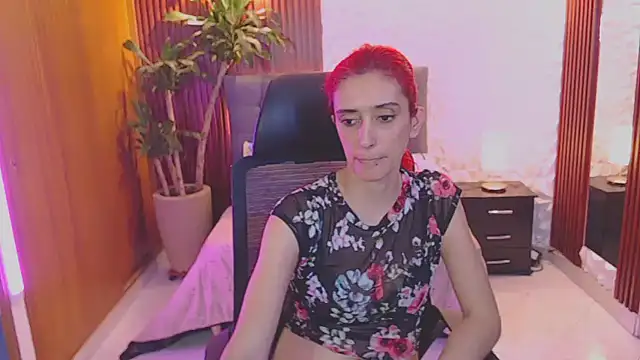 Snapshot of Ruby_Your_Milf chatting on February 2025 08:33:02 PM Ruby Your Milf online show from February 2025 08:33:02 PM