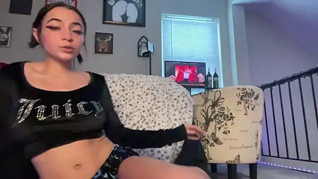 Snapshot of babybimbo chatting on January 2025 08:59:02 PM babybimbo online show from January 2025 08:59:02 PM